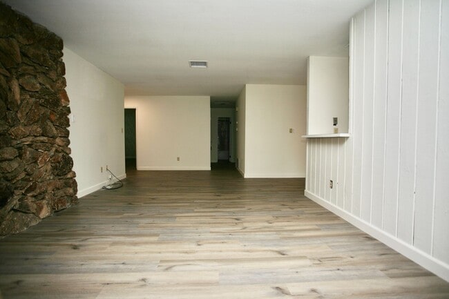 9934 Via Francis in Santee, CA - Building Photo - Building Photo