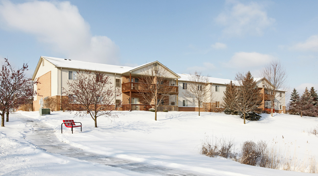 Stadium Meadows in Ypsilanti, MI - Building Photo