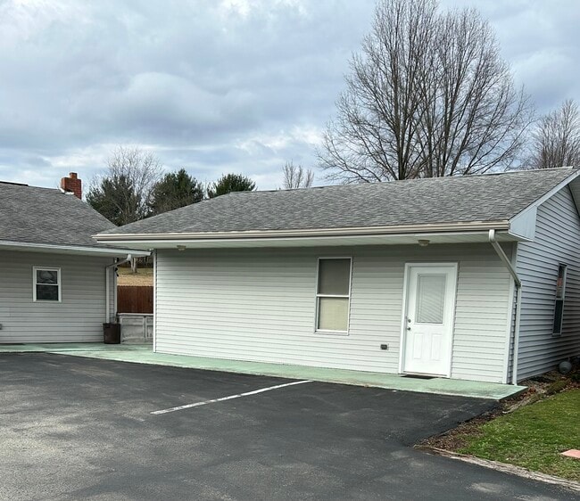 2153 Wood St, Unit E