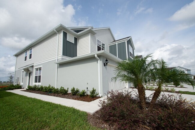 property at 3936 Plainview Dr