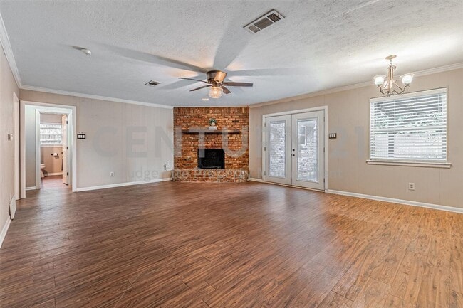 952 Charleston Dr in Bedford, TX - Building Photo - Building Photo