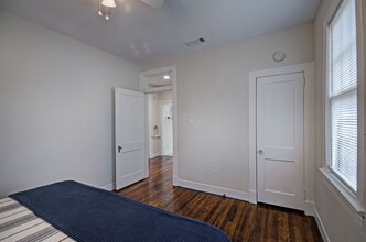 209 W Leake St, Unit B in Clinton, MS - Building Photo - Building Photo