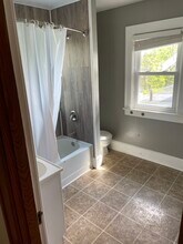 42 Grosvenor St in Athens, OH - Building Photo - Building Photo