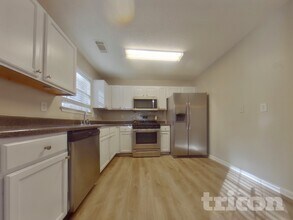 138 Birchfield Way in Dallas, GA - Foto de edificio - Building Photo