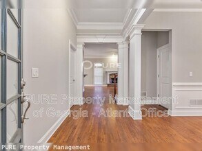 410 Wilfawn Way in Avondale Estates, GA - Building Photo - Building Photo