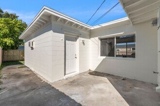 4651 Fairfield Ave S in St. Petersburg, FL - Building Photo - Building Photo