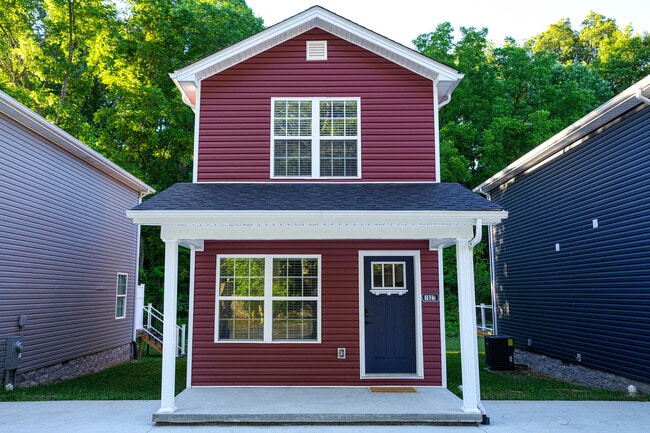 property at 1027 W 5th St