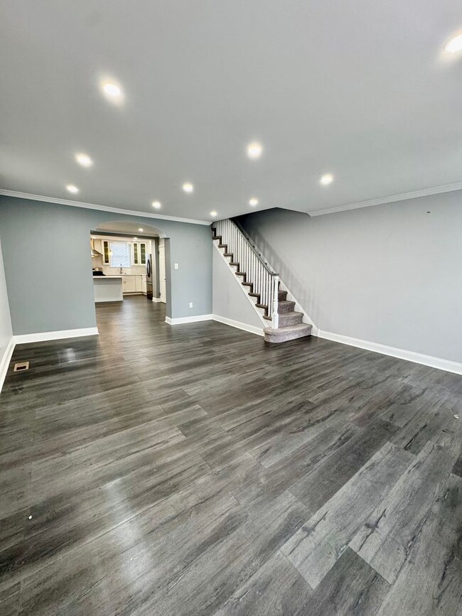1005 Dorset St in Philadelphia, PA - Building Photo - Building Photo