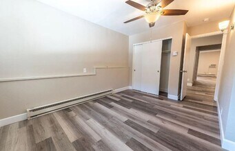 1449 Hillside Dr in Reno, NV - Building Photo - Building Photo