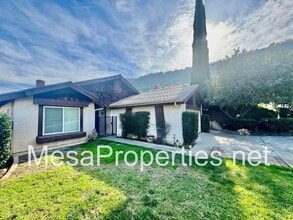 1158 Bluegrass Pl in Pomona, CA - Building Photo - Building Photo