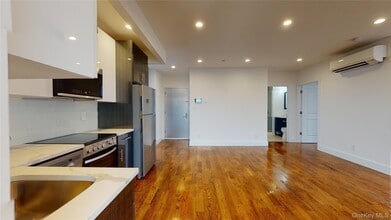 138-28 Queens Blvd in Queens, NY - Building Photo - Building Photo