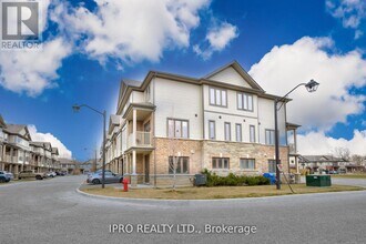 77-177 Diana Ave in Brantford, ON - Building Photo - Building Photo