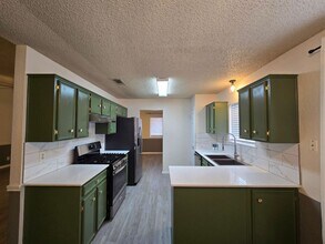 4907 Pepper Mill Hollow in Killeen, TX - Building Photo - Building Photo