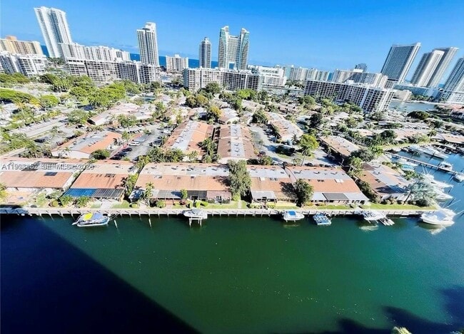 property at 2500 Parkview Dr