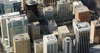 Neoma in Calgary, AB - Building Photo