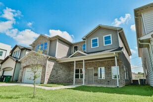 3245 Dixie Dr, Unit C in Houston, TX - Building Photo