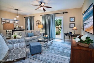 955 Registry Blvd in St. Augustine, FL - Building Photo