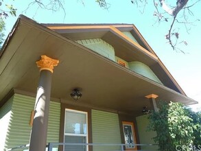 417 S State St, Unit 417 in Los Angeles, CA - Building Photo - Building Photo