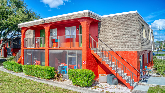 Regency Oaks Apartments in Casselberry, FL - Building Photo - Building Photo