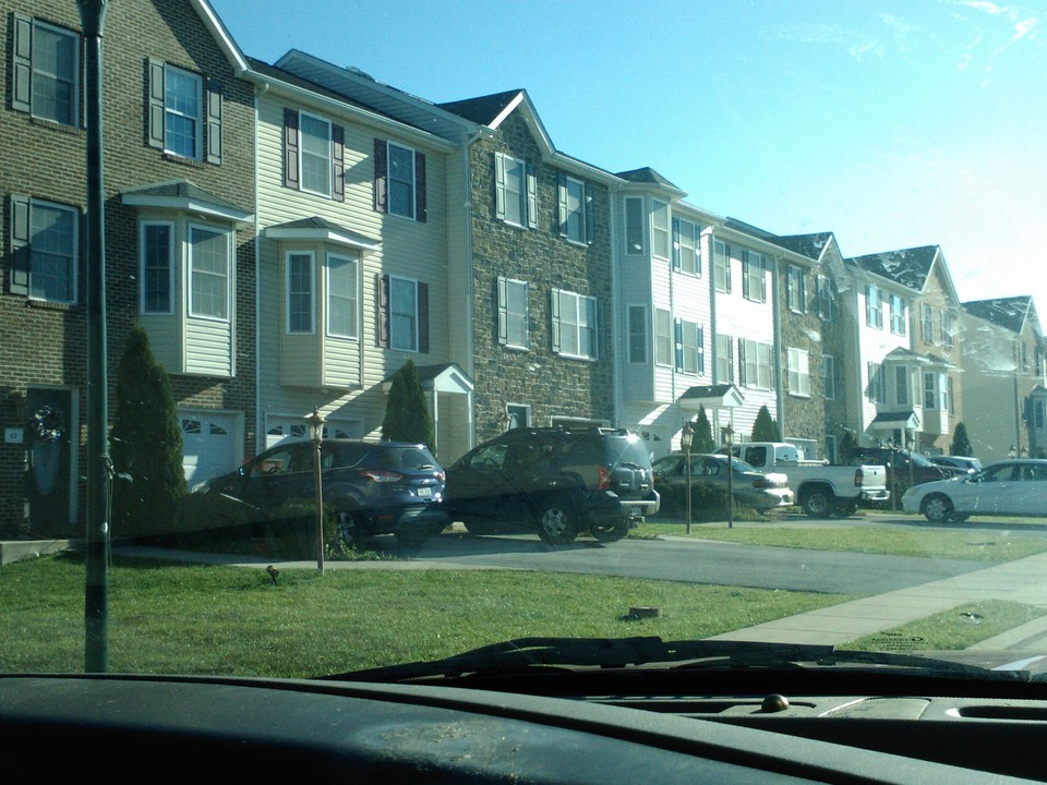 12 Briar Run Townhomes in Ranson, WV - Building Photo