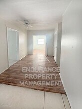 150 W 15th St in Riviera Beach, FL - Building Photo - Building Photo