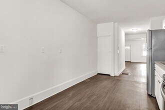 622 Woodbine St in Harrisburg, PA - Building Photo - Building Photo