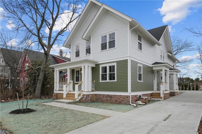 property at 183 Congress Ave