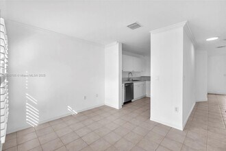 2279 NW 170th Ave in Pembroke Pines, FL - Building Photo - Building Photo