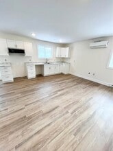 161 Nevers Rd in Lincoln, NB - Building Photo - Building Photo