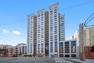 435 W Erie St in Chicago, IL - Building Photo - Building Photo