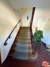 747 S Mansfield Ave in Los Angeles, CA - Building Photo - Building Photo