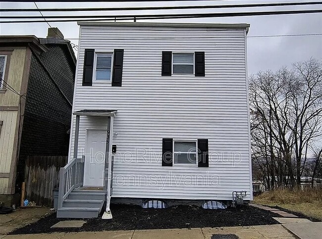 property at 935 Manton Wy