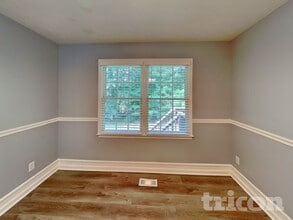 411 Stewart Dr in Dallas, GA - Foto de edificio - Building Photo