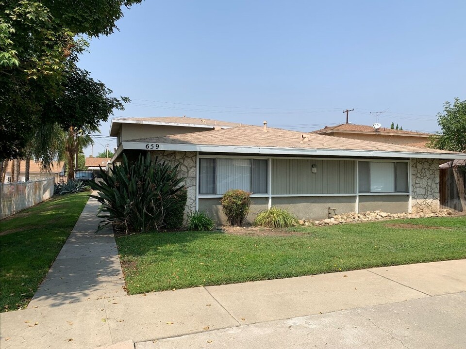 659 Wedgewood Ave in Upland, CA - Building Photo