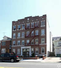 1367 W 6th St in Brooklyn, NY - Foto de edificio - Building Photo
