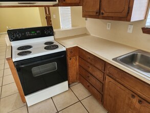 212 County Rd 2163 W in Kingsville, TX - Building Photo - Building Photo