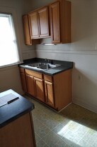 5357 Burns Ave in Detroit, MI - Building Photo