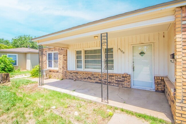 4108 32nd St in Lubbock, TX - Building Photo - Building Photo