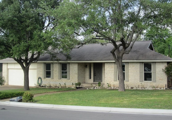 402 San Gabriel Blvd in Georgetown, TX - Building Photo - Building Photo