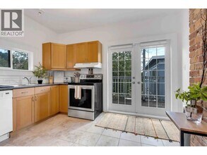 1549 Maple St in Vancouver, BC - Building Photo - Building Photo