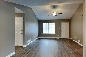 209 Hale Haven Dr in Douglasville, GA - Building Photo - Building Photo