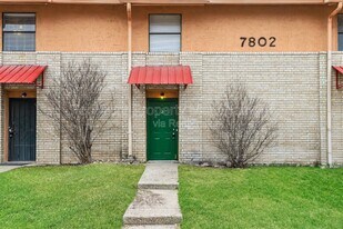 7802 Richard Frank Way in San Antonio, TX - Building Photo