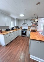 15 Essex St in Dover, NH - Building Photo