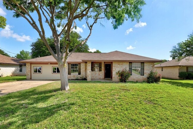 property at 3403 Broken Spoke Trail