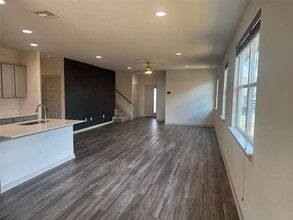 7809 Linnie Ln in Austin, TX - Building Photo - Building Photo