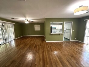 3801 Forest Glen Dr in Pensacola, FL - Building Photo - Building Photo