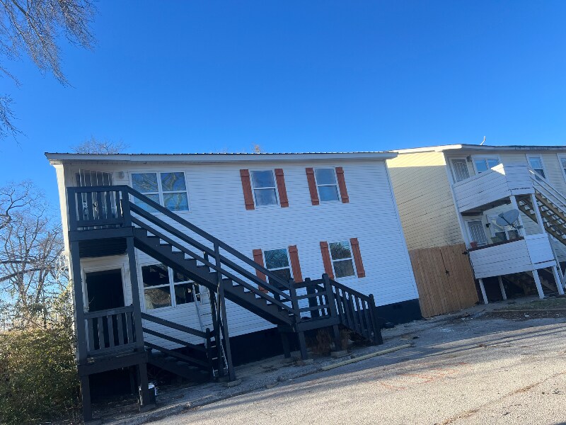 8001 1st Ave S in Birmingham, AL - Building Photo