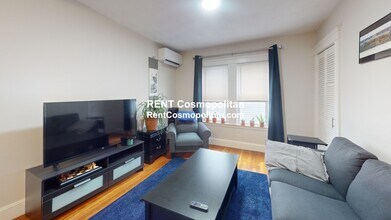 35 Willis Ave in Medford, MA - Foto de edificio - Building Photo