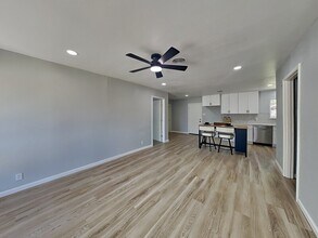 2111 Melissa St in Arlington, TX - Building Photo - Building Photo