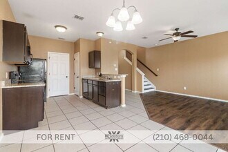 8709 Azul Sky Ct in Converse, TX - Building Photo - Building Photo